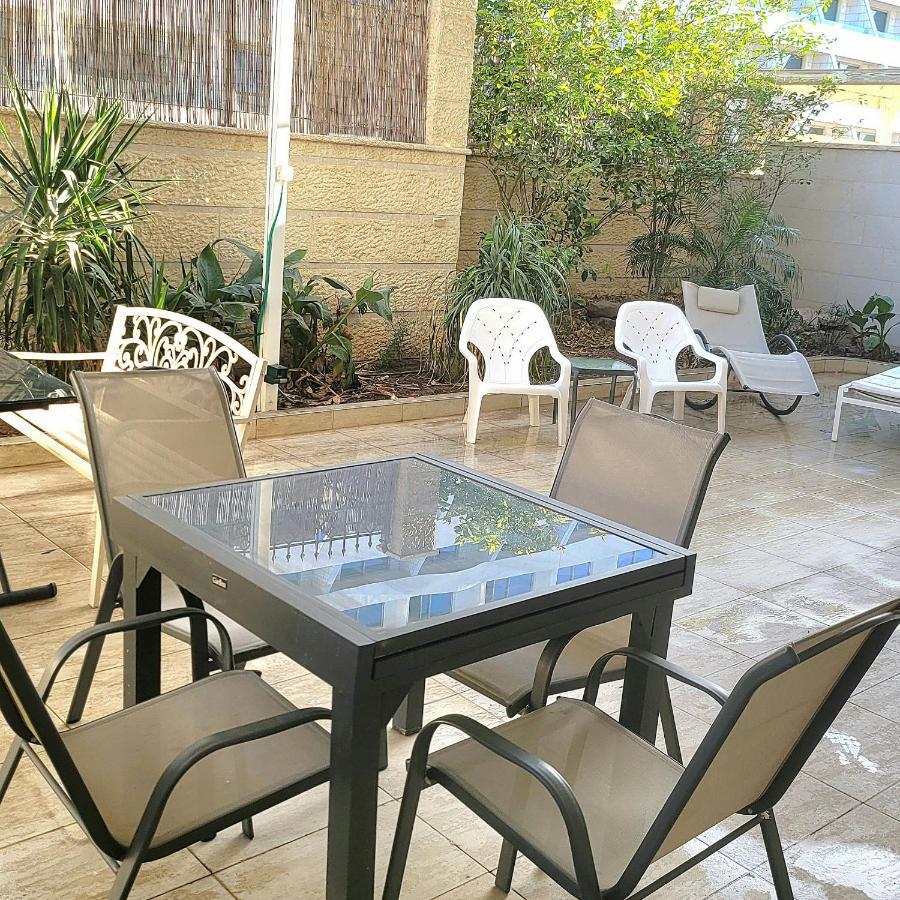 Апартаменти Milana'S Deluxe With Big Patio And Pool Ейлат Екстер'єр фото